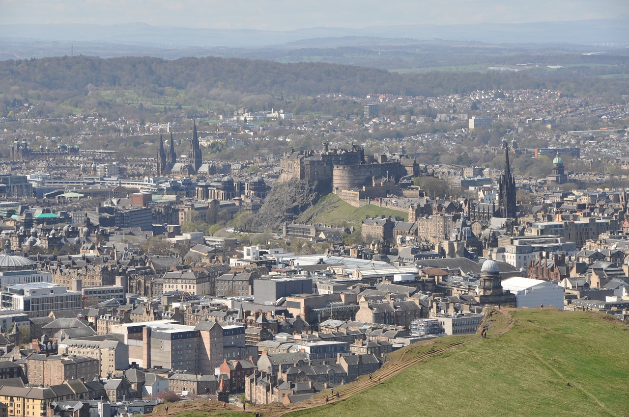 Why Edinburgh is a Must-Visit Destination in Scotland